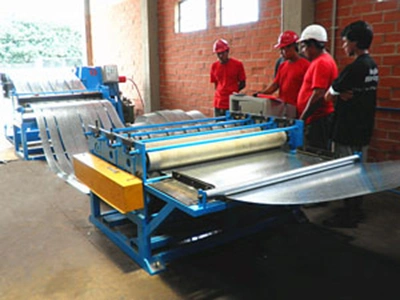 Bohai Slitting Line Rollformmaschine mit niedrigerem Preis/CNC-Spulenschneidemaschine aus Edelstahl / Cr / Std. Siliziumstahl